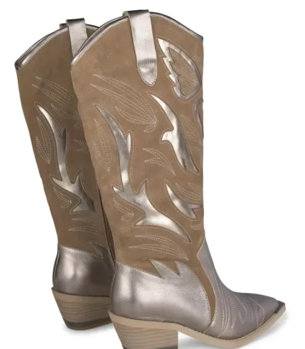 Botas Planas*Alma en Pena Comprar Bota Vaquera Con Adorno Alas