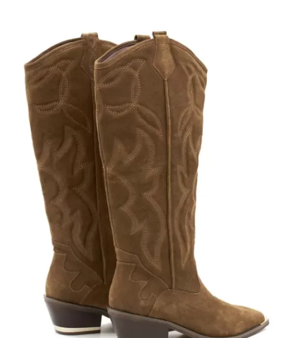 Botas Planas*Alma en Pena Comprar Bota Vaquera Con Bordado