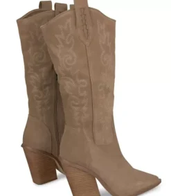 Botas Tacón*Alma en Pena Comprar Bota Vaquera Con Tacón Bordado