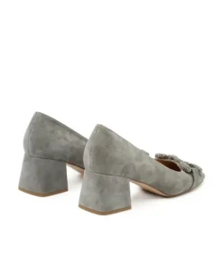 Zapatillas*Alma en Pena Comprar Zapato Tacón Con Detalle
