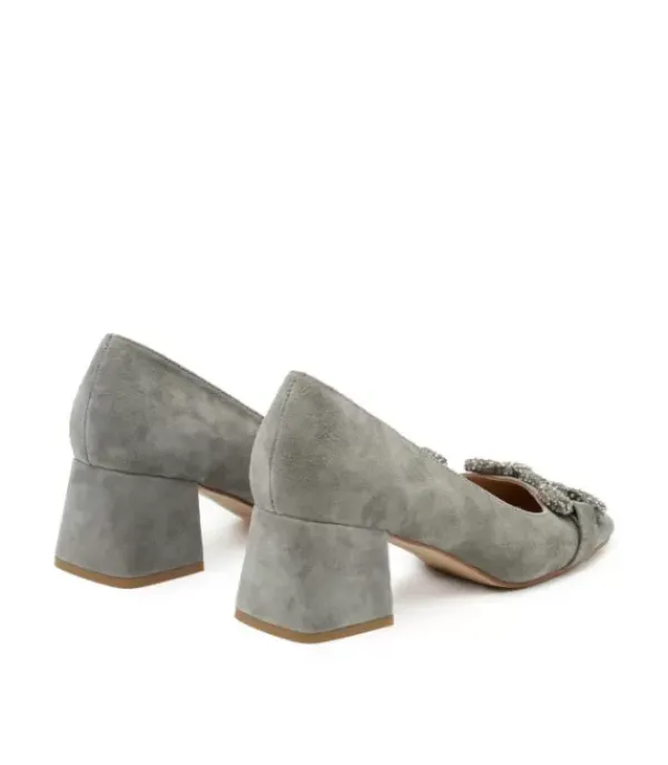 Zapatillas*Alma en Pena Comprar Zapato Tacón Con Detalle
